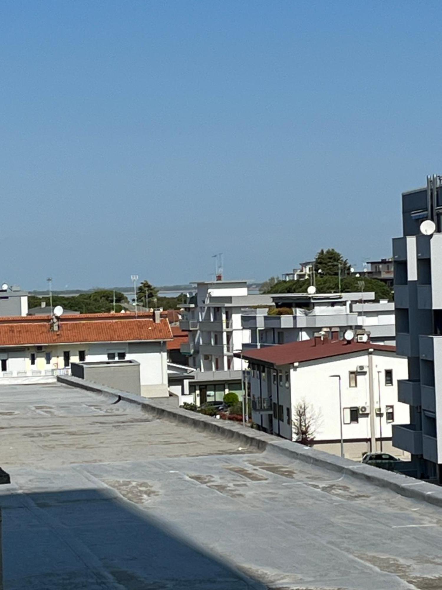 Ca' Vittoria Apartment Lignano Sabbiadoro Exterior foto